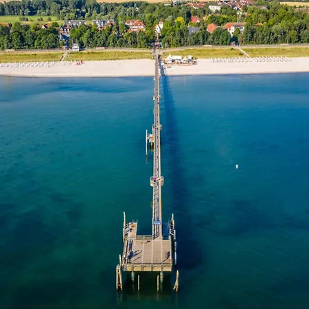 Helle Im Ostseebad Boltenhagen (Ostseebad)